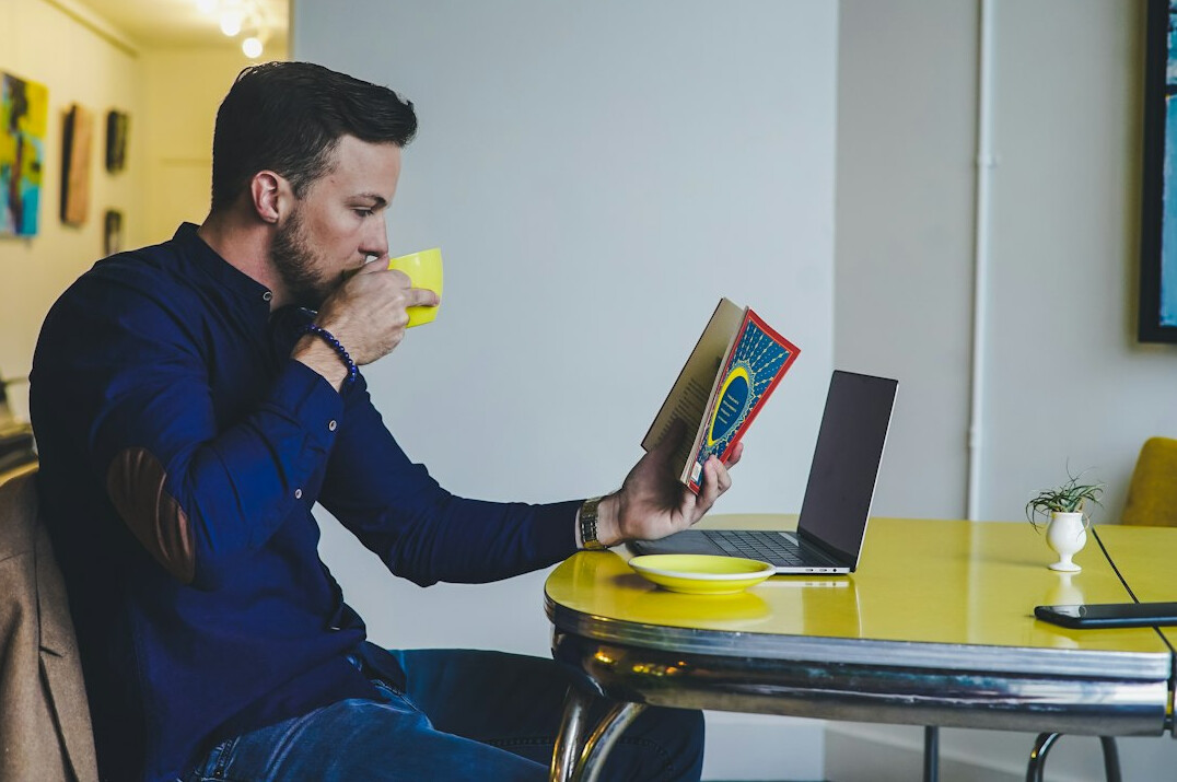beginner investor reading book